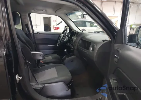 2015 Jeep Patriot Altitude Edition из США, поврежденный, VIN 1C4NJRBB3FD312305